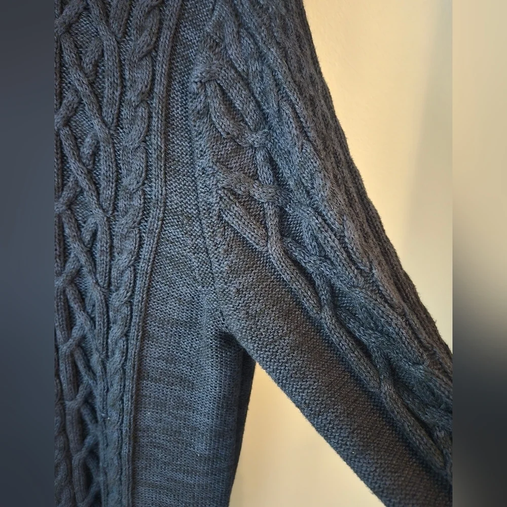Primark Navy Cable Knit Crewneck Sweater, Fisherman, Medium, Long Sleeve